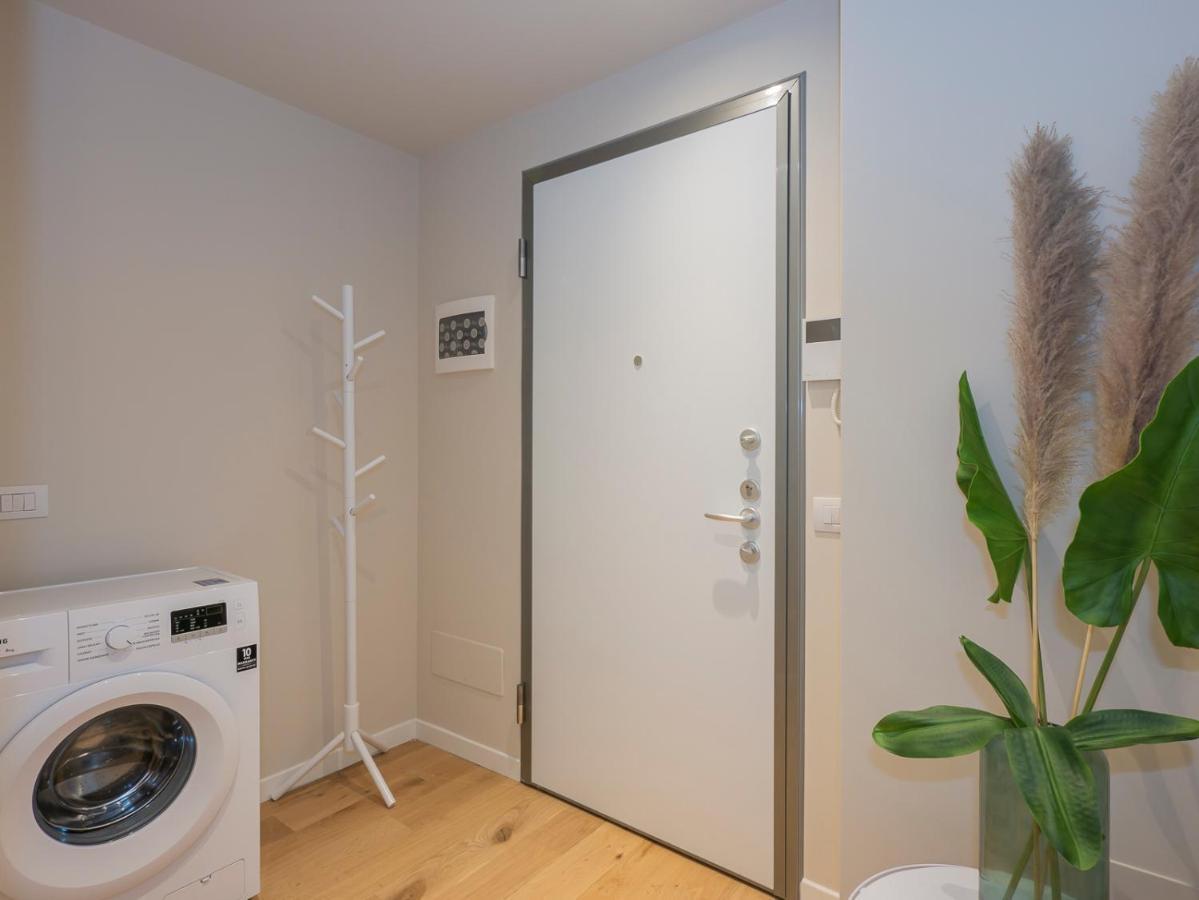 I Host Apartment - Ranzoni 1 Mediolan Zewnętrze zdjęcie
